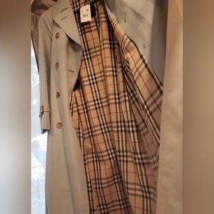 Burberry Tori Trench coat NEW WITH TAG!